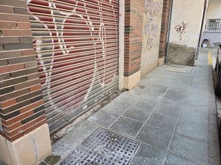 Local comercial en venta en Nueva Andalucía en Almería