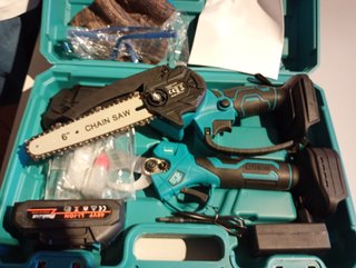 Set Motosierra y Tijeras de Poda a Batería 21V