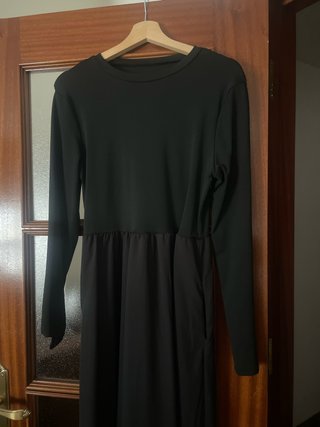 Vestido negro manga larga