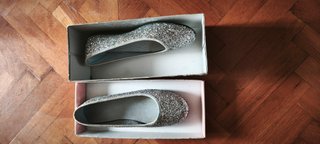 Zapatos con purpurina plateada