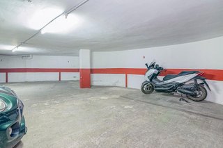 Garaje en venta en Centro - Sagrario en Granada