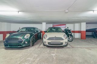 Garaje en venta en Centro - Sagrario en Granada