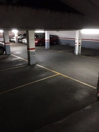 Garaje en venta en Centre en Sant Boi de Llobregat