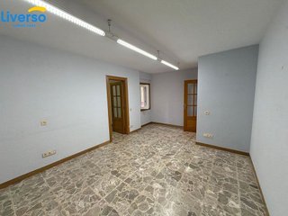 Oficina en venta en Plaza España - Villa Pilar - Reyes Católicos - Vadillos en Burgos