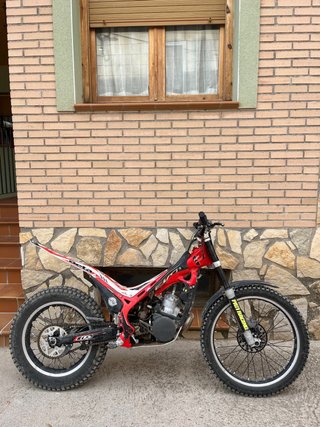 Moto de Trial Beta