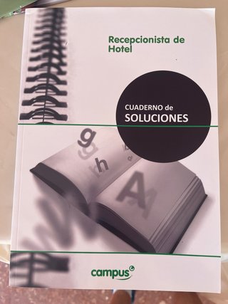 Libro de recepcionista de hotel