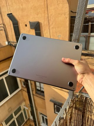 MacBook Air M2 90%