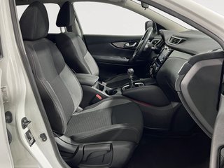 Nissan Qashqai dCi 110 Visia 4x2 81 kW (110 CV)