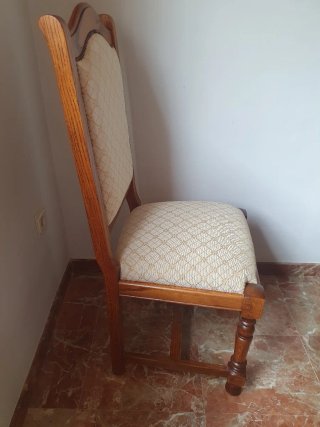 2 Sillas Nobles de Madera