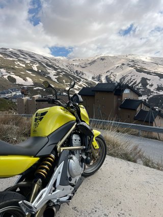 Kawasaki ER-6N Naked