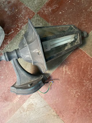 Farol de pared exterior