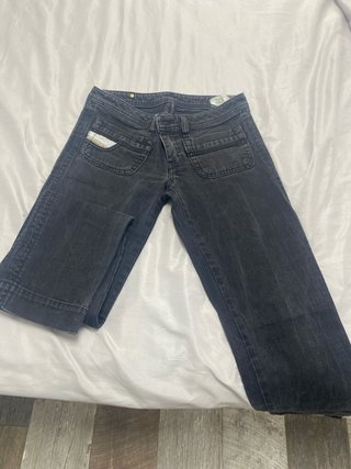 Pantalones de diferentes marcas