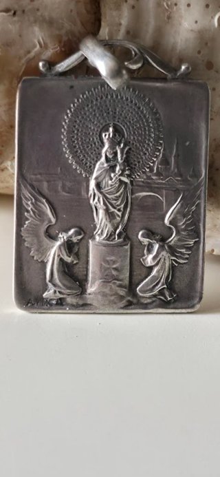 Medalla antigua virgen del pilar