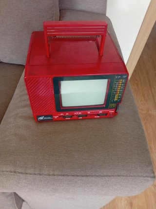 Radio TV Zile BTV-003 Roja