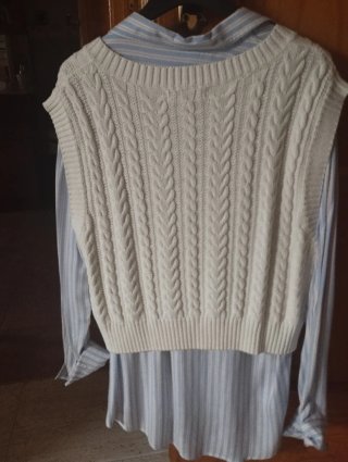 Conjunto Camisa y Chaleco de Punto Talla L