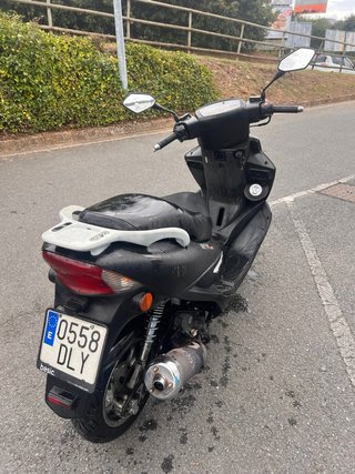 Scooter Kymco Betwin 125