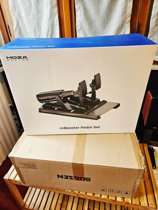 Pedaliera Moza mBooster Sim Racing