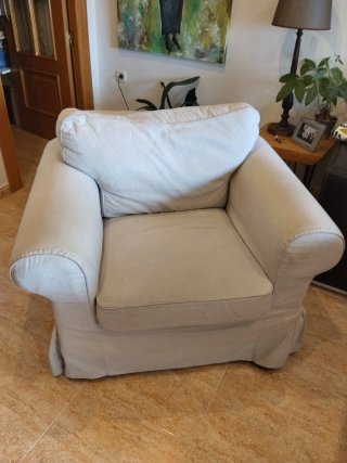 Sillón Ikea beige tela