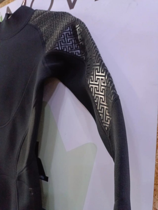 Traje de Neopreno 3mm Negro - foto 2