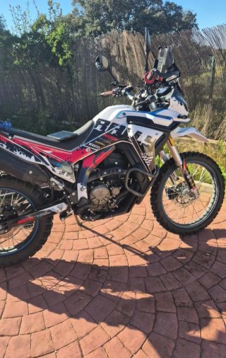 Alquiler/venta Voge 300 rally