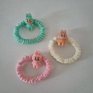 Coleteros con figura de labubu (3 unidades)