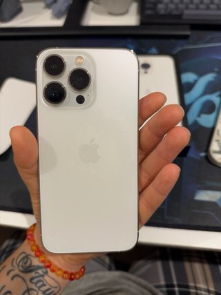 iPhone 13 Pro Plata + Funda RhinoShield + Cristal