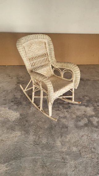 Sillón Mecedora de Mimbre