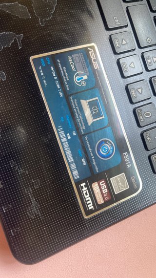 Computer portatile ASUS Intel Core i3 da 17 pollici