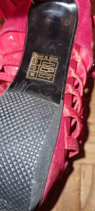 Sandalias de tacón rojas