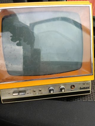 Televisor Portátil Inter 9 GL