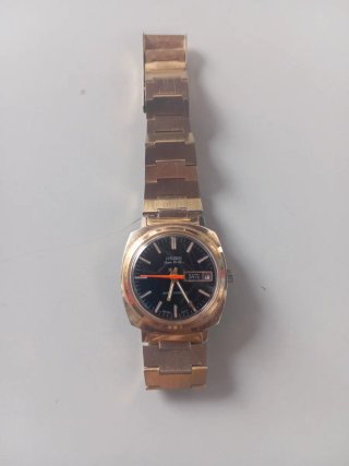 Reloj Citizen Super Deluxe Dorado
