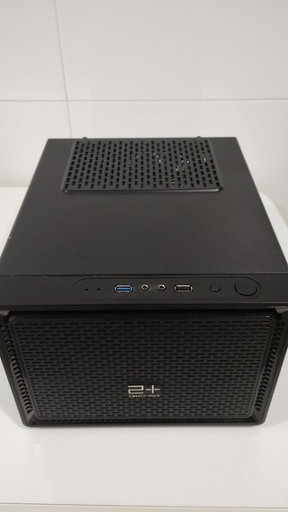 PC Compacto Mini-ITX - i5, 16GB RAM, SSD 250GB