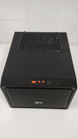 PC Compacto Mini-ITX - i5, 16GB RAM, SSD 250GB