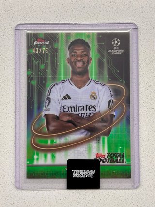 Carta Vini Jr 2024-25 Topps Finest Total Football