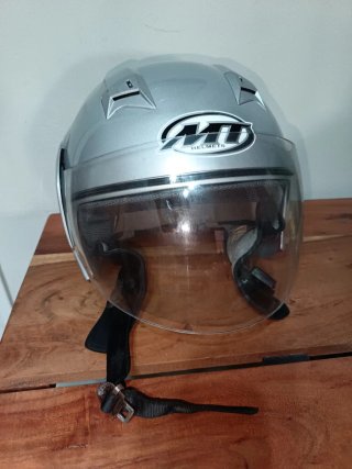 Casco Jet MT Helmets Plateado