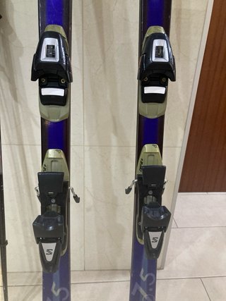 Esquís Salomon X-Free 7.5 con Bastones