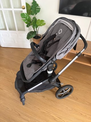 Bugaboo Fox 5 Gris con Capazo y Silla