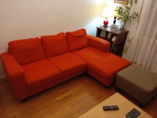 Sofá Chaiselongue IKEA Rojo