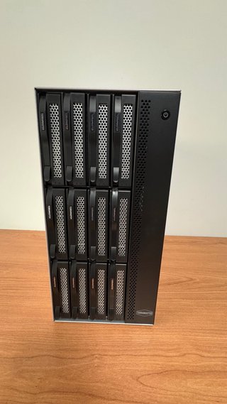 Terramaster T12-500 Pro NAS