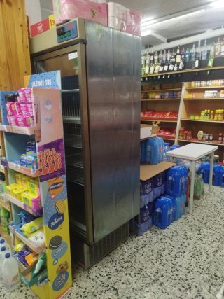 Nevera Expositora Vertical