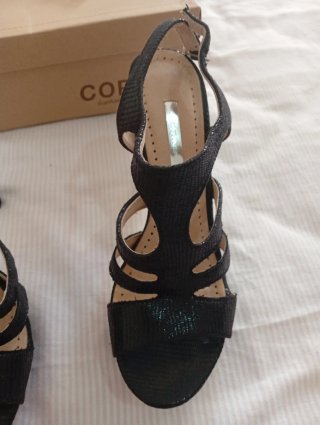 Zapatos de fiesta CORINA negros