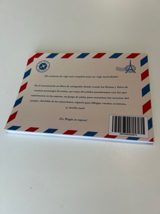 Libro de firmas disney y pasatiempos.