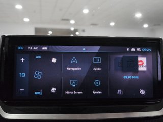 Peugeot 208 PureTech 100 Allure 75 kW (100 CV)