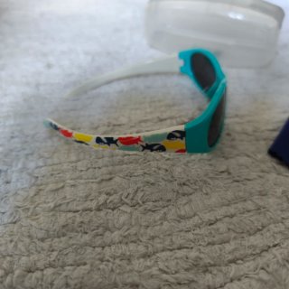Gafas de sol Chicco Little Shark 12M+