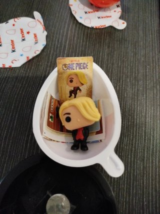 Funko Pop One Piece Sanji Kinder Joy