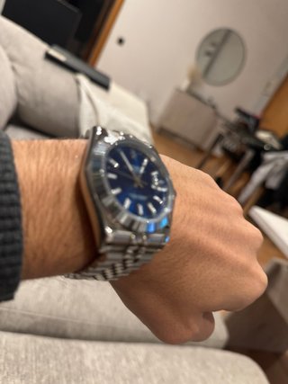 Reloj de Hombre Plateado con Esfera Azul