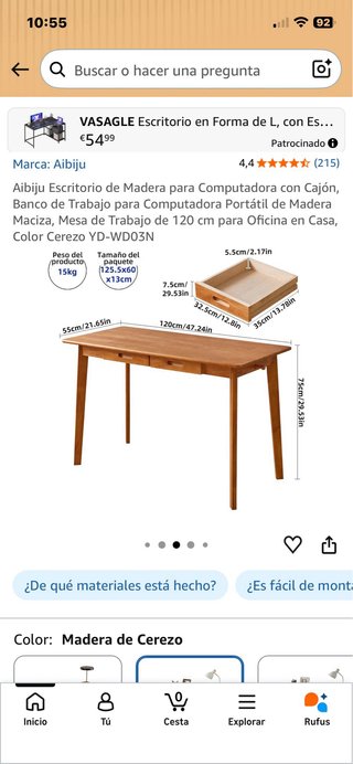 Escritorio de madera con cajones