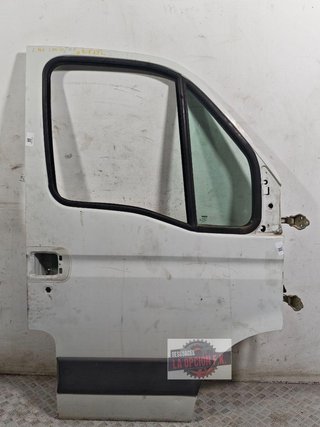 PUERTA DELANTERA DERECHA Iveco Daily Camión (2006->)