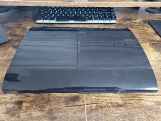 Consola PS3 Super Slim Negra 500gb + 2 Mandos
