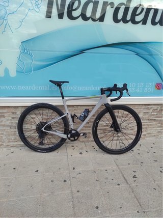 Bicicleta Gravel Berria Talla L SRAM Apex